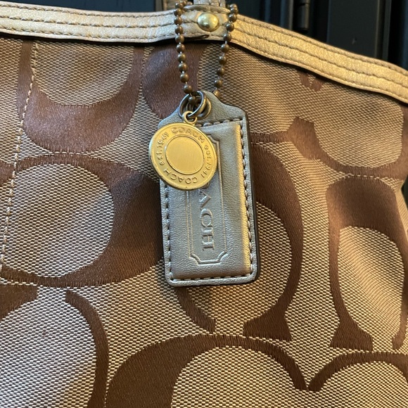 Coach Signature Strip Tote - Gold/Brown w/ Pink Lining - Picture 3 of 5